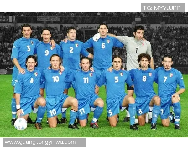 全球足球明星前十名精彩瞬间全景回顾与分析