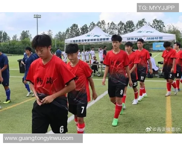 上海足球队心理素质强劲跻身全国第三名引发热议