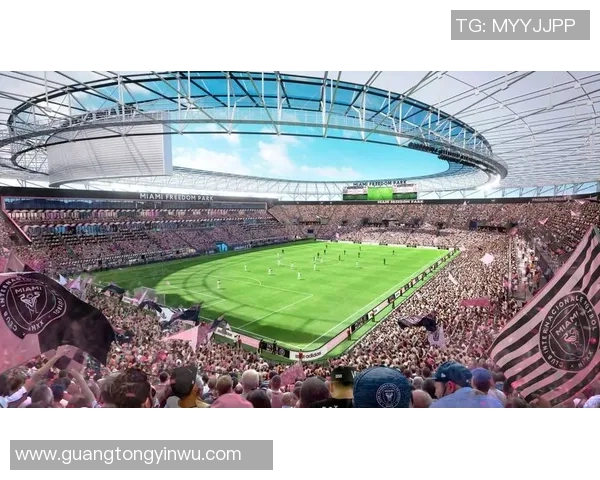 足球明星核弹头的传奇人生与场上风采揭秘 足球明星核弹头的传奇人生与场上风采揭秘